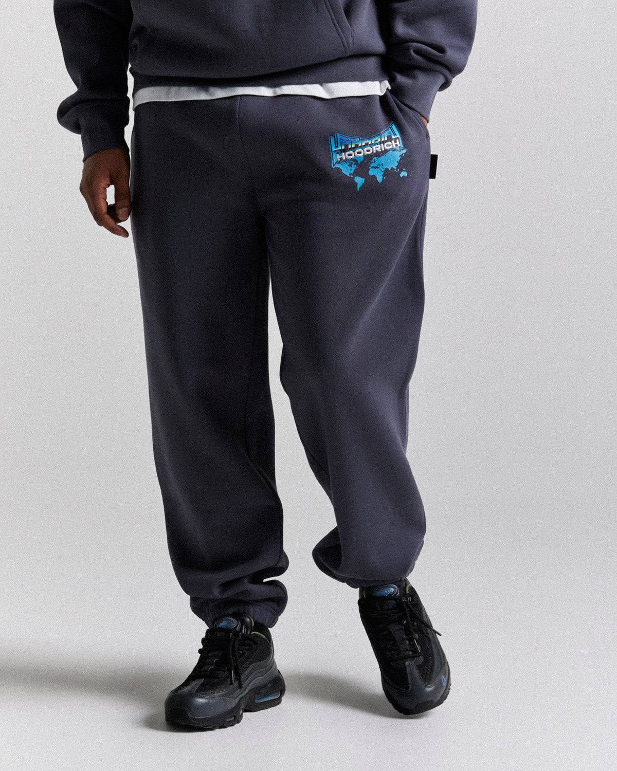 Worldwide Oversized Jogger - Blue/White
