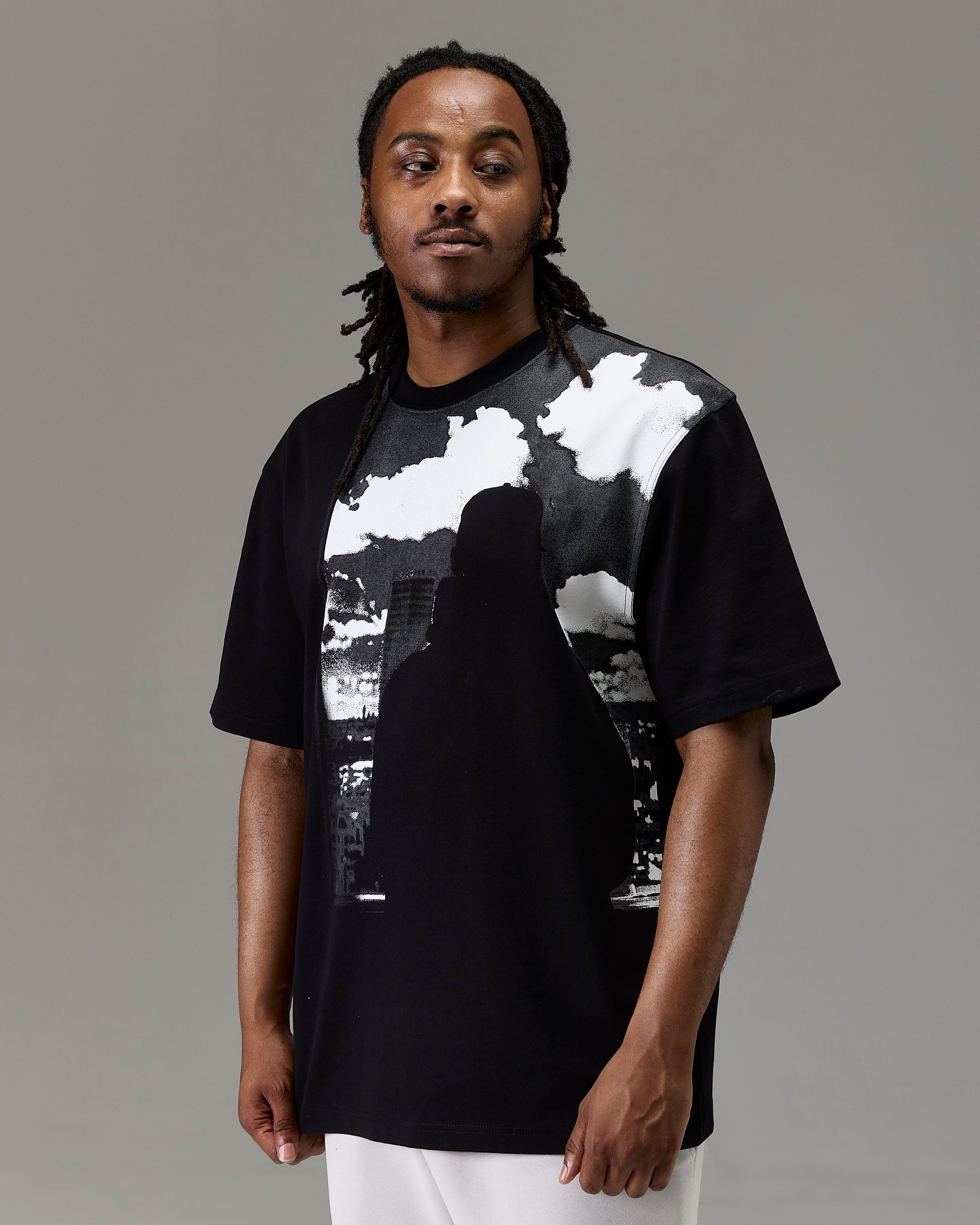 トップス SOPHNET. HIGH TWISTED OVERSIZED SHIRT The Winner's Circle Oversized T-Shirt - Black/White