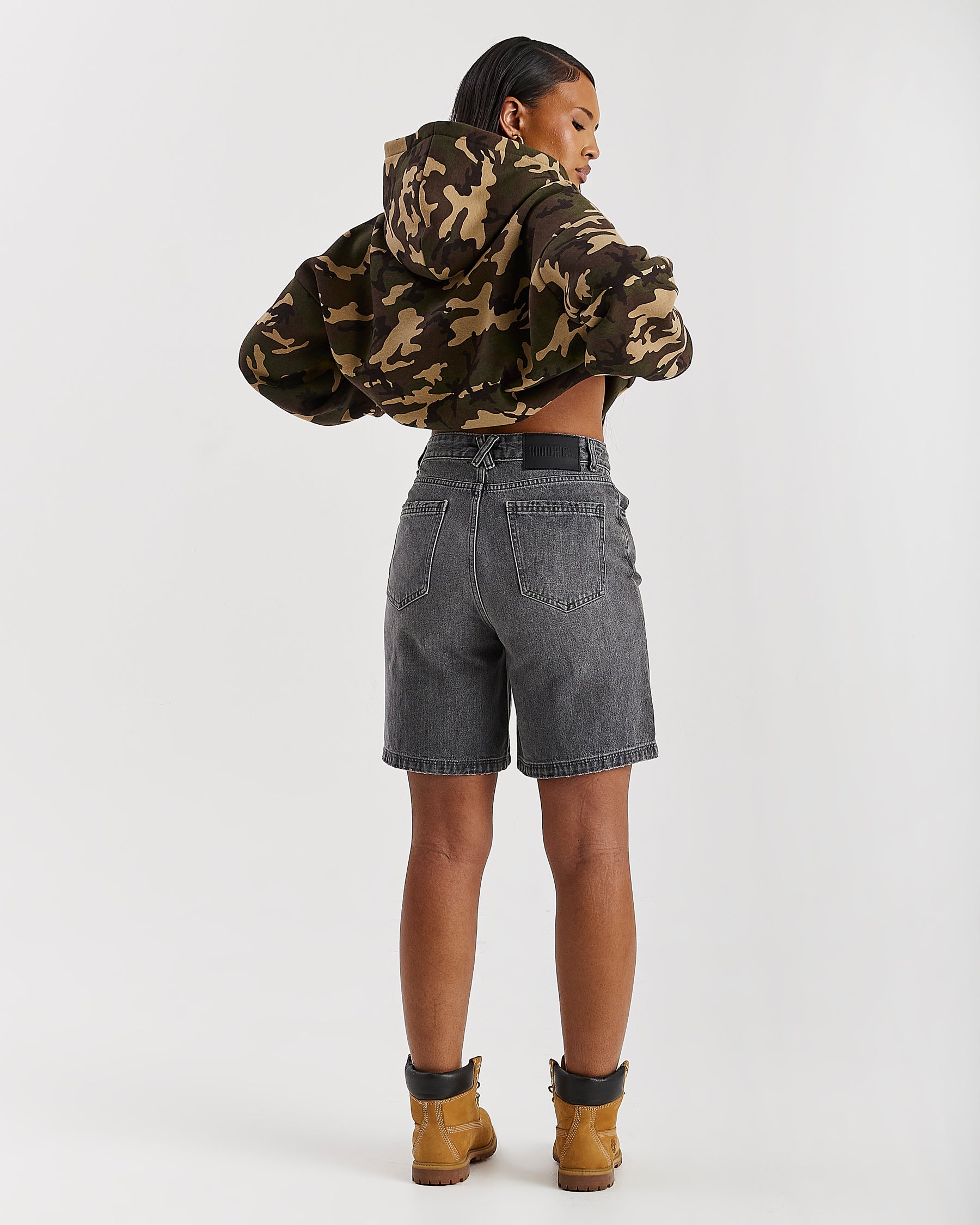 Solace Denim Jort - Washed Grey