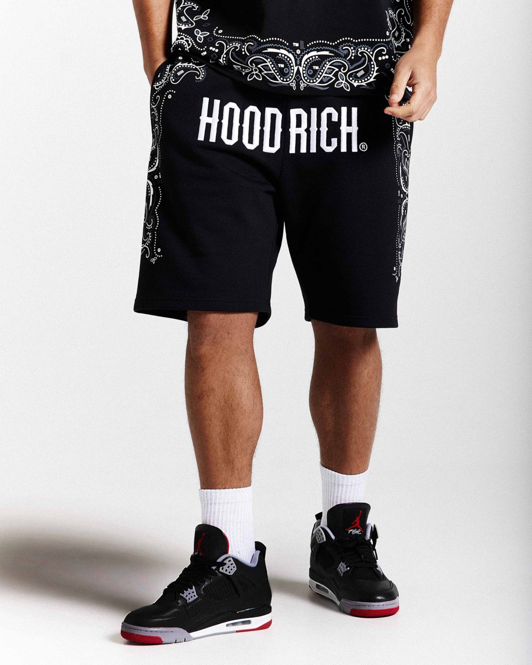Motif Oversized Shorts - Black/White/Grey