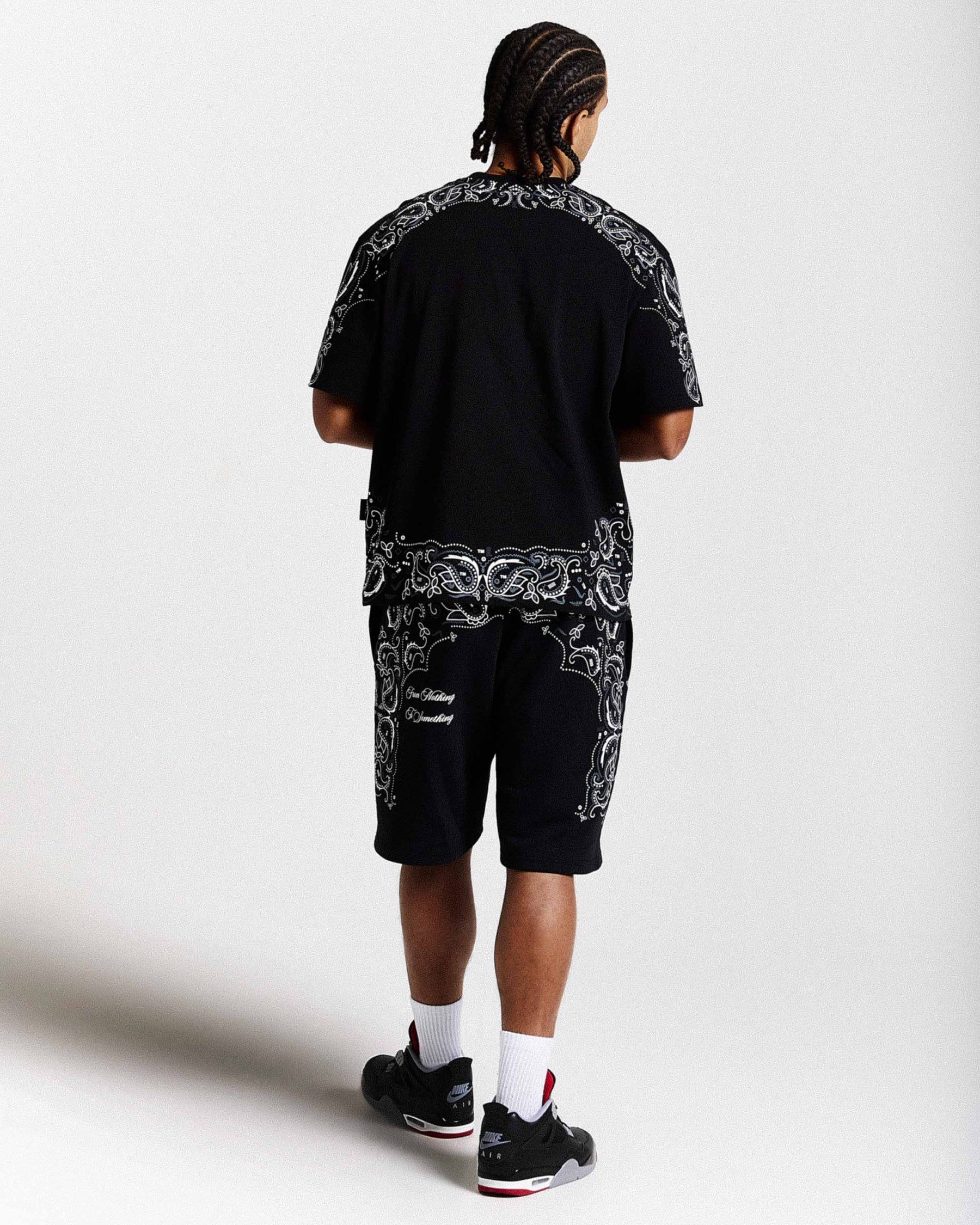 Motif Oversized Shorts - Black/White/Grey