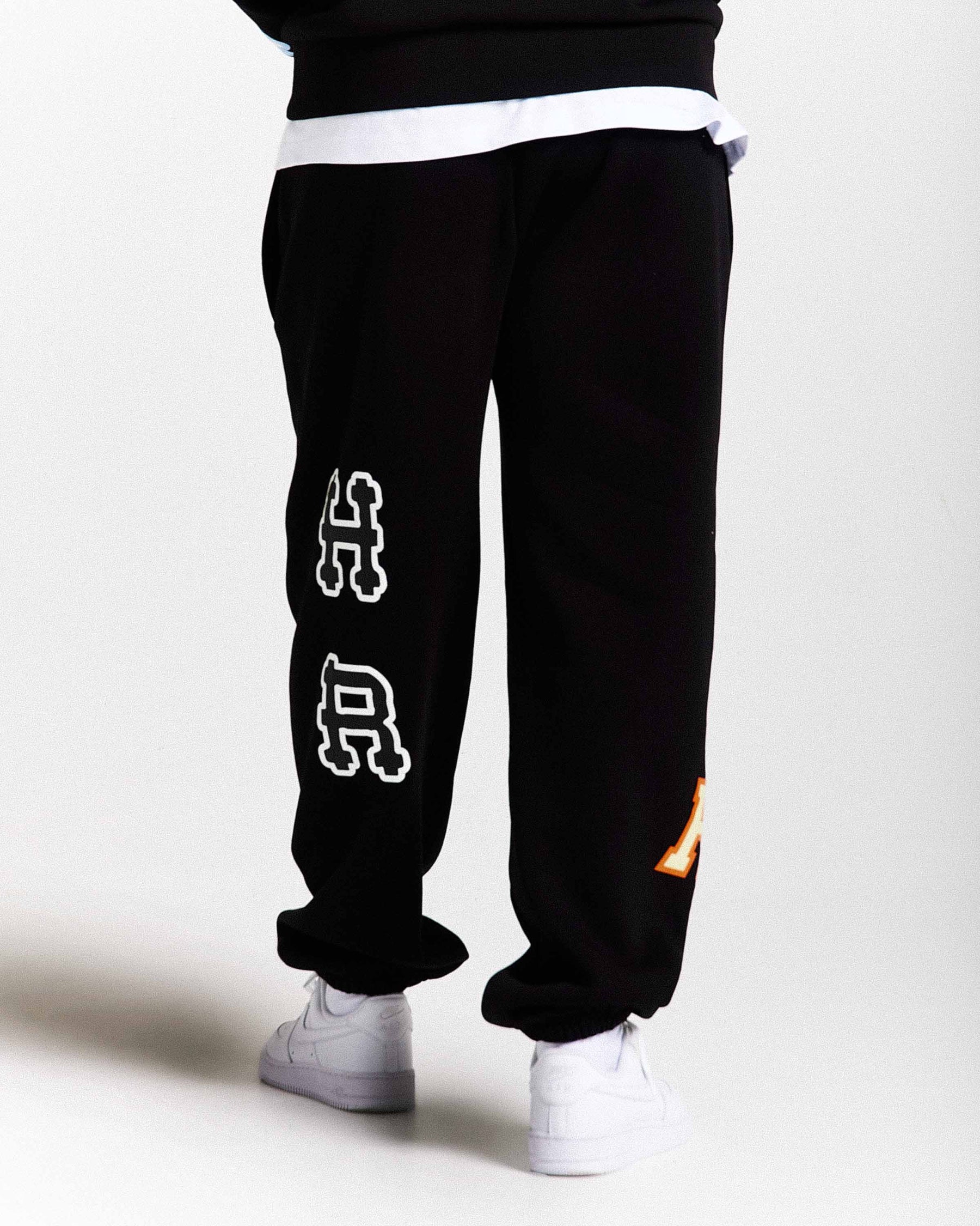 Loony Oversized Joggers - Black/White